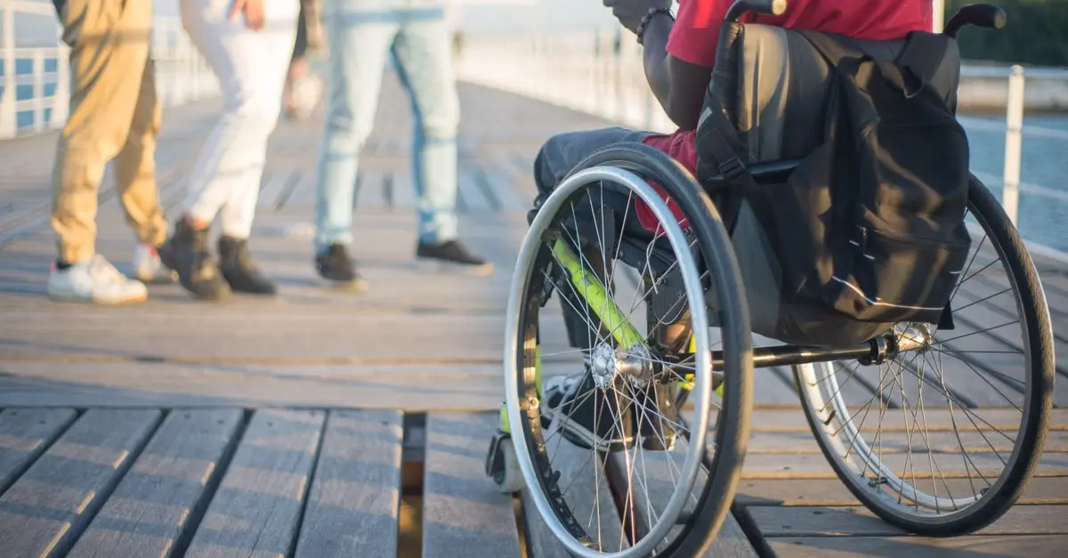 Las mejores actividades turísticas accesibles en grandes ciudades