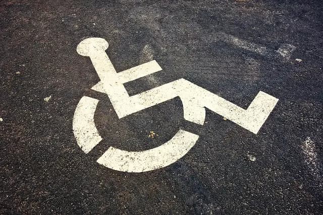 Cómo seleccionar el mejor transporte accesible para tus vacaciones