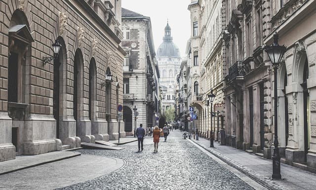 Cómo garantizar un turismo accesible en tus aventuras